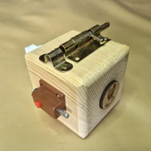 Busy board cube