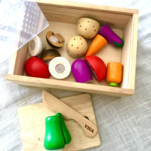 Légumes tranchés en bois